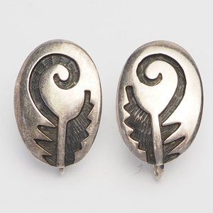Norman Honie vintage Native American Hopi sterling silver screw back earrings